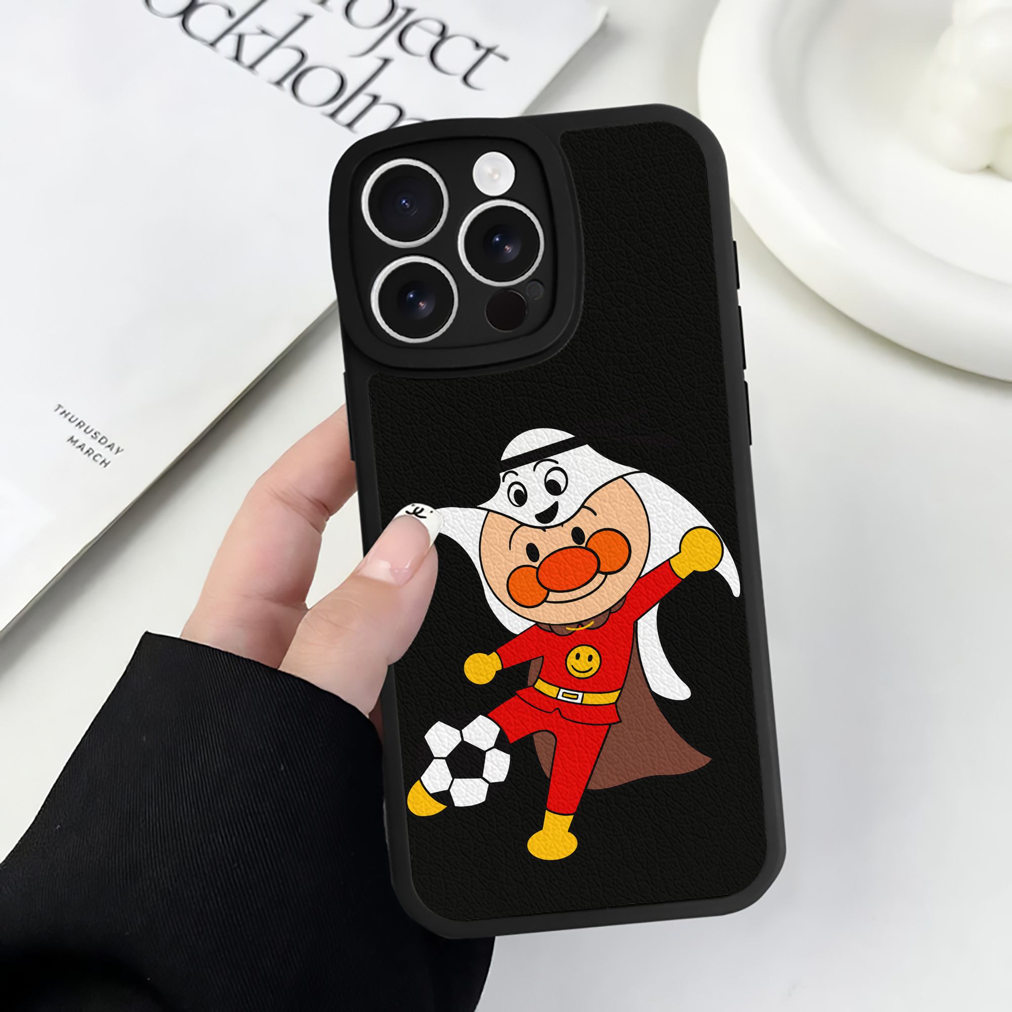 （画像用） アンパンマン Anpanman 【iPhone 16シリーズ対応】シリコンスマホケース（レザー調） 材質：シリコン